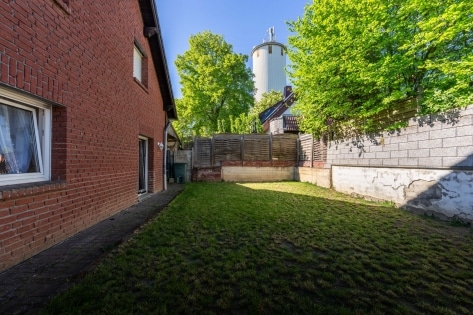 133 m� Familiengl�ck: Einfamilienhaus mit Garten, Hof & Garage