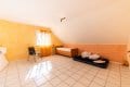133 m� Familiengl�ck: Einfamilienhaus mit Garten, Hof & Garage