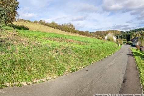 2 Baugrundst�cke zur Auswahl: S�dhanglage ohne Durchgangsverkehr mit Blick ins Gr�ne