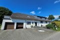 2-Familienhaus mit Einliegerwohnung mit unverbaubarem Weitblick