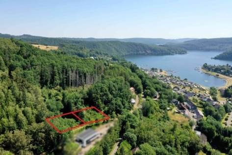 2 sonnige Baugrundst�cke (insgesamt 2070 m�) in exponierter S�dhang-Waldrandlage direkt am Rursee