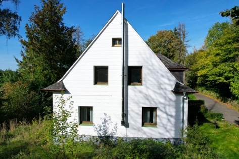 Alleinlage: ruhig gelegenes, freistehendes Haus mit Garage auf groem Grundstck