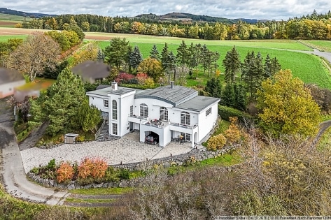 Ansprechendes Wohnhaus mit Panoramablick zwischen Mayen und Adenau