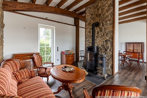 Ansprechendes Wohnhaus mit Panoramablick zwischen Mayen und Adenau