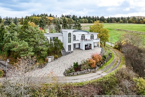 Ansprechendes Wohnhaus mit Panoramablick zwischen Mayen und Adenau