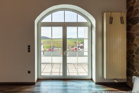 Ansprechendes Wohnhaus mit Panoramablick zwischen Mayen und Adenau