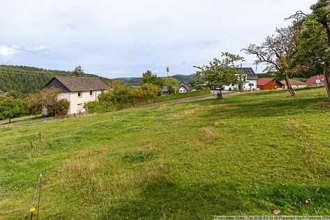 Ausblick in die Eifel-Wlder: Baugrundstck in Wimbach bei Adenau