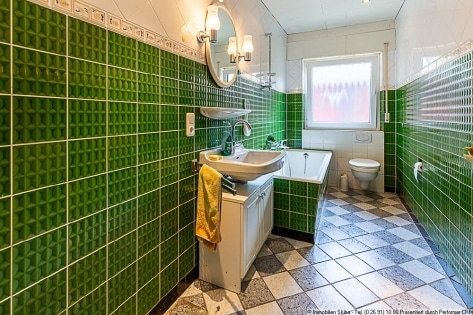 Aussicht in erhhter Lage: Einfamilienhaus mit Einliegerwohnung Nhe Nrburgring