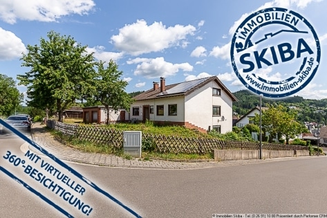 Aussicht ber Adenau im beliebten Wohngebiet: Einfamilienhaus mit Garten und Garage