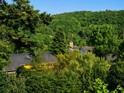 Bad M�nstereifel - gro�z�giges Wohnhaus mit 3 freiwerdenden Wohneinheiten mit Fernsicht in Bestlage