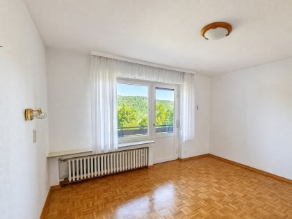 Bad M�nstereifel - gro�z�giges Wohnhaus mit 3 freiwerdenden Wohneinheiten mit Fernsicht in Bestlage