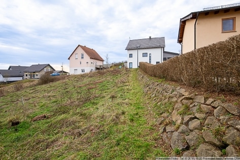 Baugrundst�ck am Ortsrand von Boos - Leben in der Vordereifel mit Aussicht ins Gr�ne