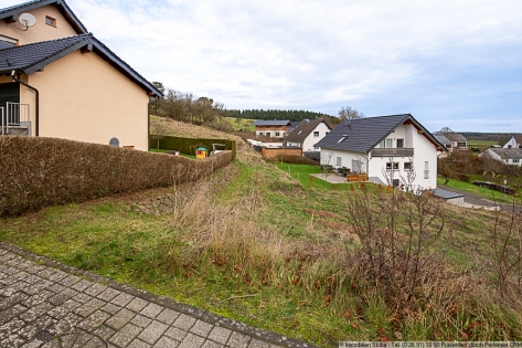 Baugrundst�ck am Ortsrand von Boos - Leben in der Vordereifel mit Aussicht ins Gr�ne