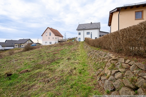 Baugrundstck am Ortsrand von Boos - Leben in der Vordereifel mit Aussicht ins Grne