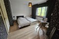 Bed & Breakfast (ehemalige Gastst�tte) mit 4 G�stezimmern, gro�em Saal, Terrasse und 3 Garagen