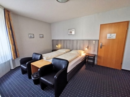 Beliebtes Hotel-Restaurant (33 Betten) in zentraler Lage in der Vulkaneifel (Mietkauf m�glich)