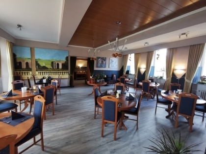 Beliebtes Hotel-Restaurant (33 Betten) in zentraler Lage in der Vulkaneifel (Mietkauf m�glich)