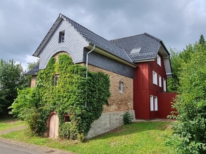 Besondere Immobilie! Mehrfamilienhaus mit Charme, groes Grundstck und Biogarten