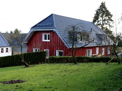 Besondere Immobilie! Mehrfamilienhaus mit Charme, groes Grundstck und Biogarten