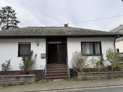 Bungalow in ruhiger Ortslage der Gemeinde Mendig (Obermendig)