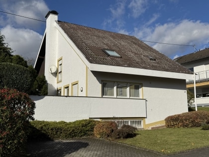 Charmantes Split-Level-Einfamilienhaus mit tollem Garten in ruhiger Lage...Einfamilienhaus in Neuwied-Heimbach