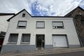 Charmantes Wohnhaus mit viel Platz und kleinem Garten in zentraler Lage von Ochtendung