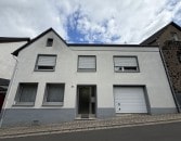Charmantes Wohnhaus mit viel Platz und kleinem Garten in zentraler Lage von Ochtendung