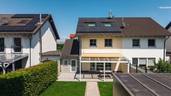 Design, Komfort und Energieeffizienz in perfekter Harmonie - Doppelhaush�lfte in Grafschaft-B�lingen