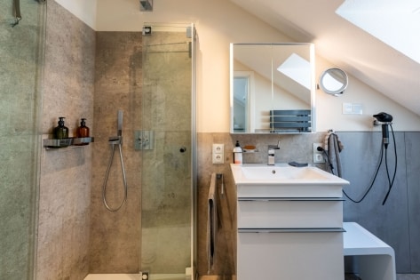 Design, Komfort und Energieeffizienz in perfekter Harmonie - Doppelhaush�lfte in Grafschaft-B�lingen