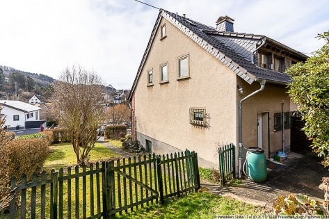 Doppelhaushlfte mit Balkon und Garten zentrumsnah in Adenau