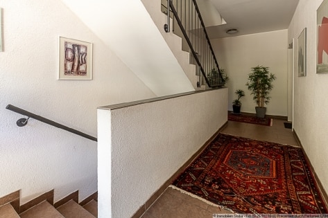 Ebenerdige Eigentumswohnung mit Garten und Garage in zentrumsnaher Lage von Adenau