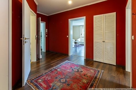 Ebenerdige Eigentumswohnung mit Garten und Garage in zentrumsnaher Lage von Adenau