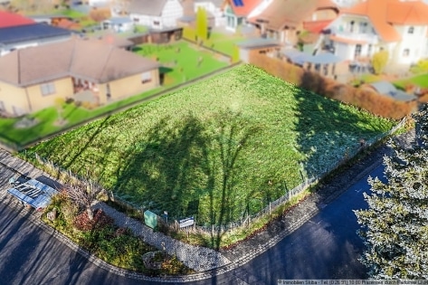Ebenes Baugrundstck in begehrter Lage von der Stadt Adenau