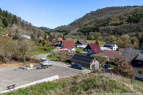 Eck-Baugrundst�ck mit Ausblick in Antweiler an der Ahr in der Eifel
