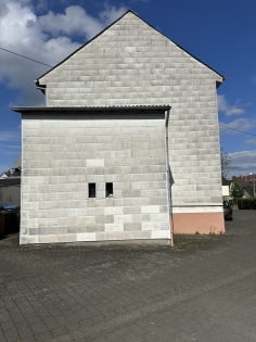 Ehem. Gasthaus mit Betreiberwohnung in Ortslage der Gemeinde Kail