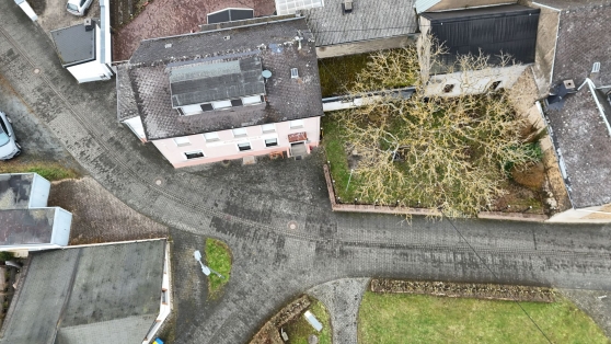 Ehem. Gasthaus mit Betreiberwohnung in Ortslage der Gemeinde Kail