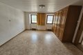 Ehemaliges Bauernhaus mit groer Scheune in ruhiger Dorflage