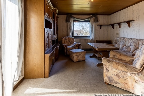 Eifler Bauernhaus mit Nebengeb�uden und gro�em Garten