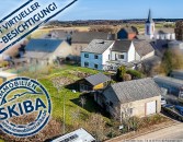 Eifler Bauernhaus mit Nebengeb�uden und gro�em Garten
