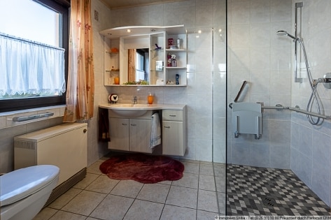 Eifler Bauernhaus mit Scheune und gro�em Garten in Herschbroich bei Adenau