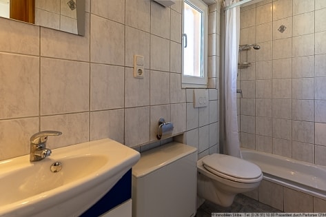 Eifler Bauernhaus mit Scheune und gro�em Garten in Herschbroich bei Adenau