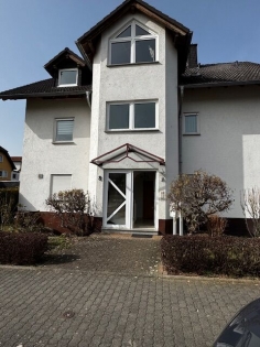 Eigentumswohnung in Sankt Sebastian,
3 Zimmer, gro�er Balkon, Carport und Stellplatz