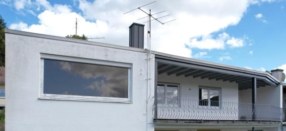 Eigentumswohnung mit groem berdachten Balkon, herrlicher Aussicht und Garage