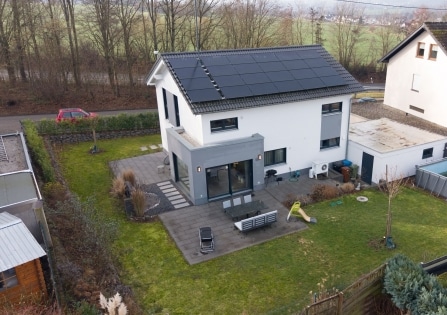 Ein Haus, das mitdenkt - modern, effizient und bereit f�r morgen...neuwertiges Einfamilienhaus in Neuwied-Oberbieber