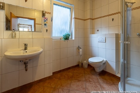 Einfamilienhaus aus 2005 mit Einliegerwohnung in erh�hter Lage von Lohrsdorf