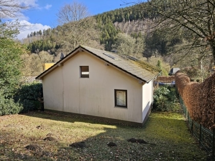 Einfamilienhaus in ruhiger naturnaher Lage mit Doppelgarage