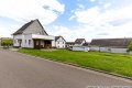 Einfamilienhaus mit groer Wiese und Doppelgarage in Wershofen