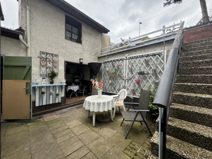 Einfamilienhaus mit kleinem Garten, Terrasse und Garage sucht neue Familie... Einfamilienhaus in Neuwied-Irlich