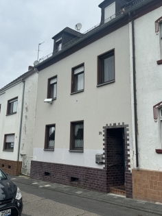 Einfamilienhaus mit kleinem Garten, Terrasse und Garage sucht neue Familie... Einfamilienhaus in Neuwied-Irlich