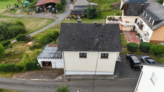 Einfamilienwohnhaus in ruhiger Randlage der Eifelgemeinde Urschmitt
